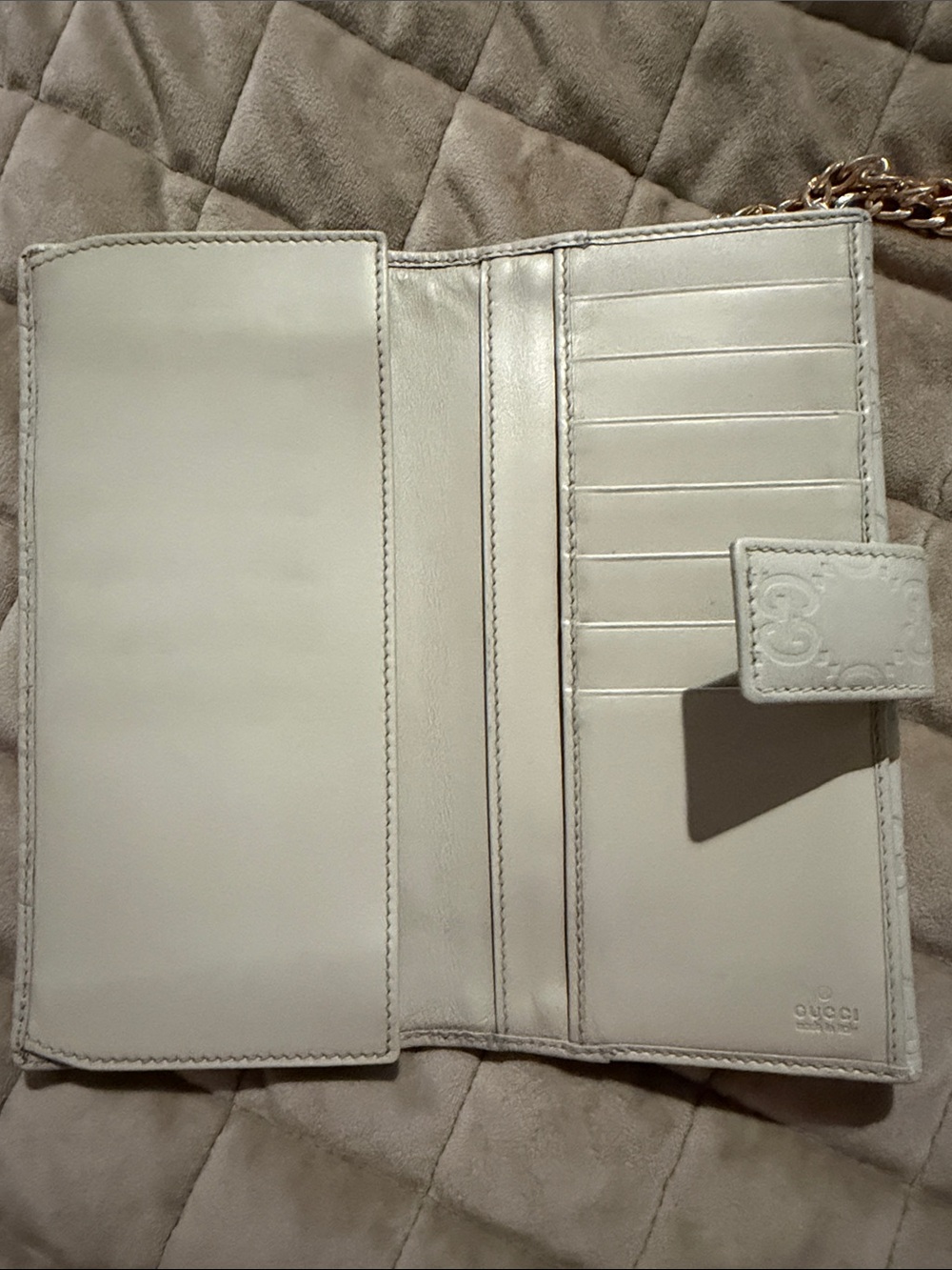 Gucci Cream Leather Wallet GG - Picture 3 of 8
